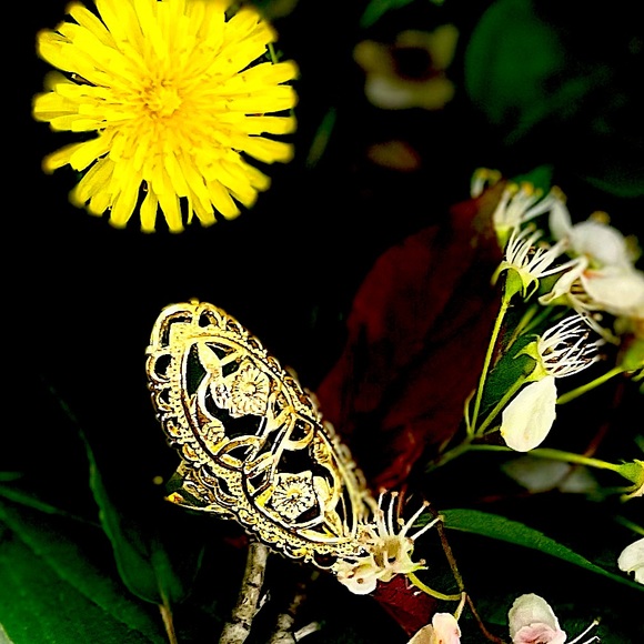 Gold Plated Daisy Stretched Boho Ring - Picture 4 of 15
